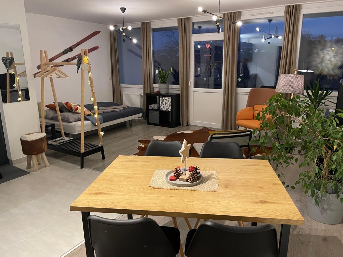 Panna Apartman Eger Buitenkant foto